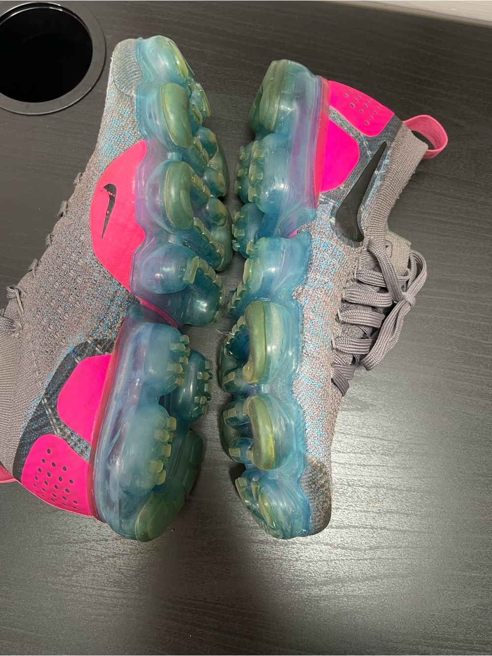 Nike WMNS Air VaporMax 2 “Air Metropolis” Sneakers Size 7.5
